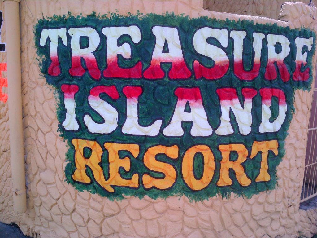 Treasure Island Resort Olongapo Εξωτερικό φωτογραφία