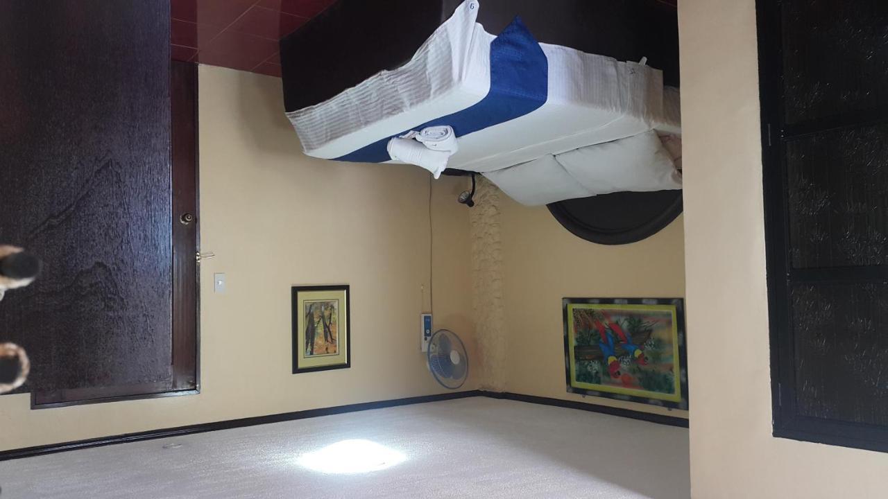 Treasure Island Resort Olongapo Δωμάτιο φωτογραφία