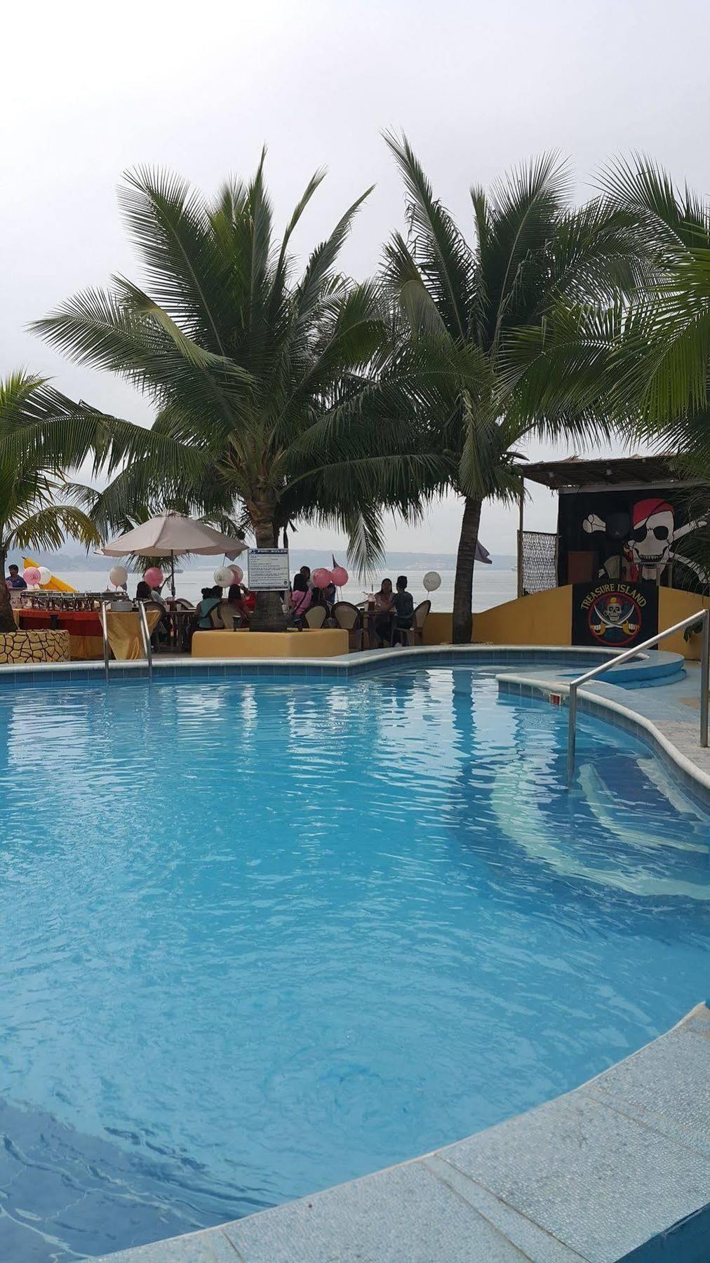 Treasure Island Resort Olongapo Εξωτερικό φωτογραφία